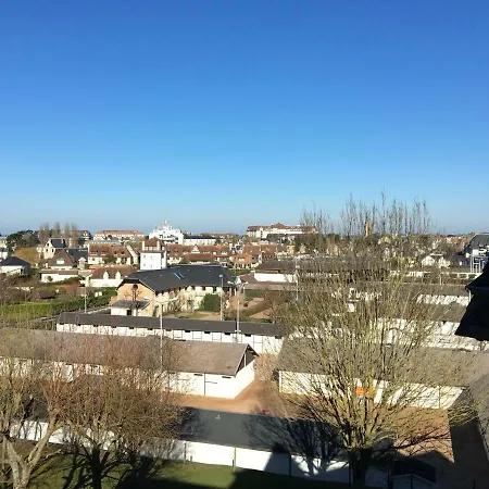 Apartamento Avec Piscine Couverte *