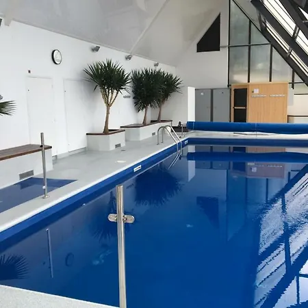 Avec Piscine Couverte *