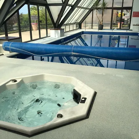 Avec Piscine Couverte *